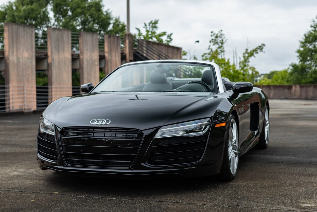 2014 Audi 42 R8 - Image 3 of 31