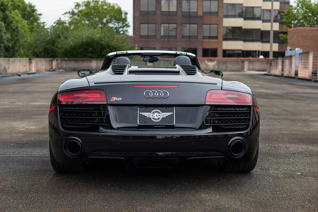 2014 Audi 42 R8 - Image 12 of 31