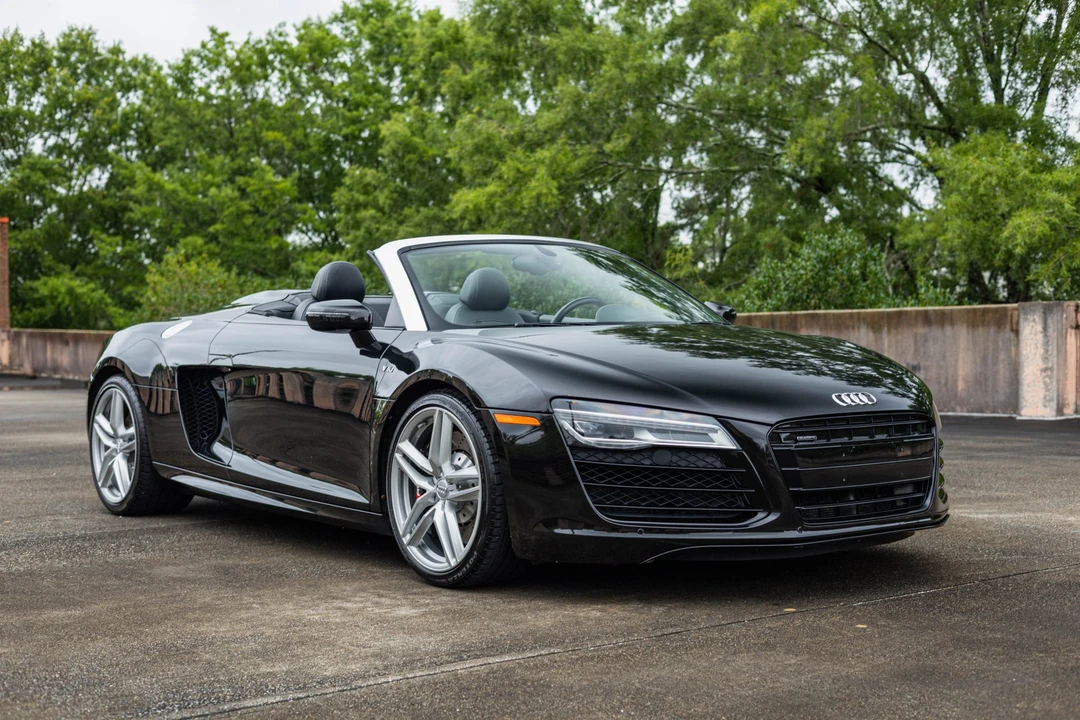 2014 Audi 42 R8 - Image 6 of 31