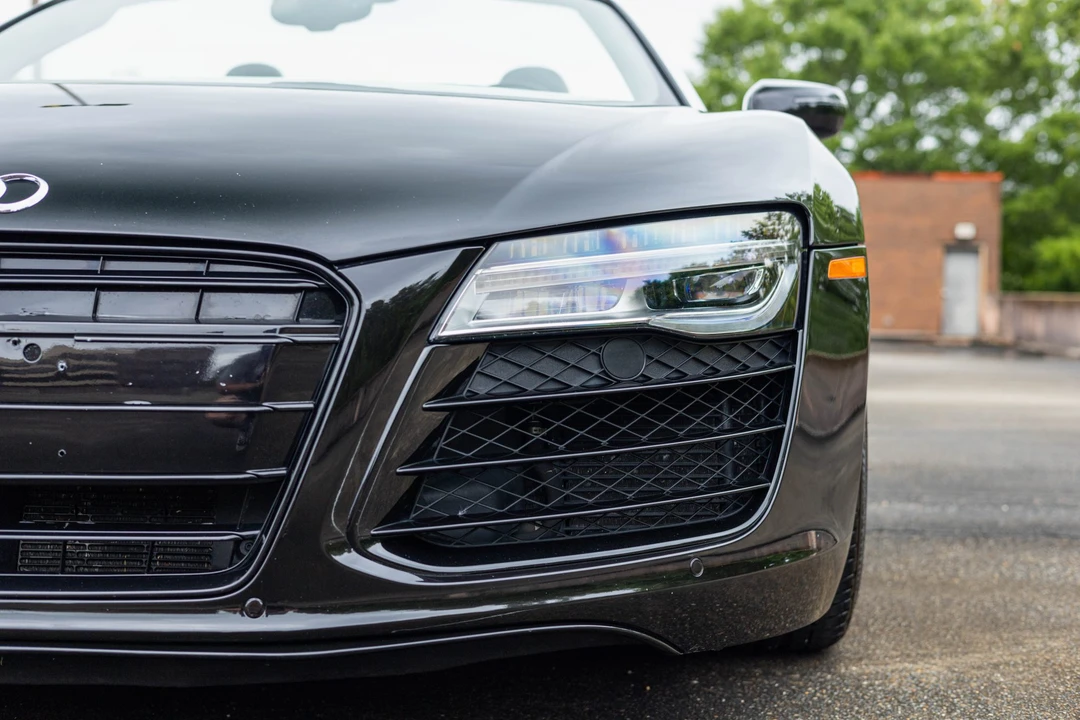 2014 Audi 42 R8 - Image 25 of 31