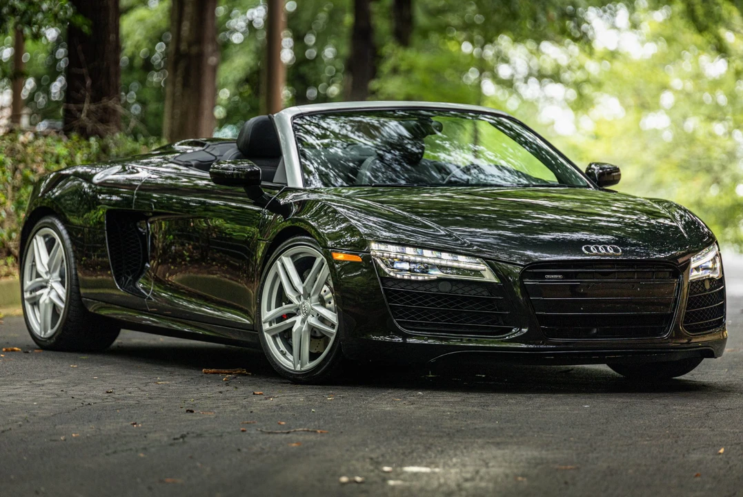 2014 Audi 42 R8 - Image 18 of 31