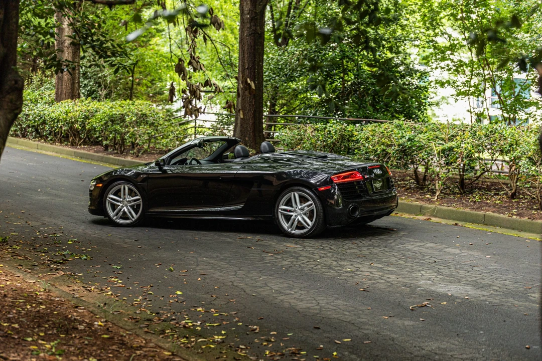 2014 Audi 42 R8 - Image 22 of 31