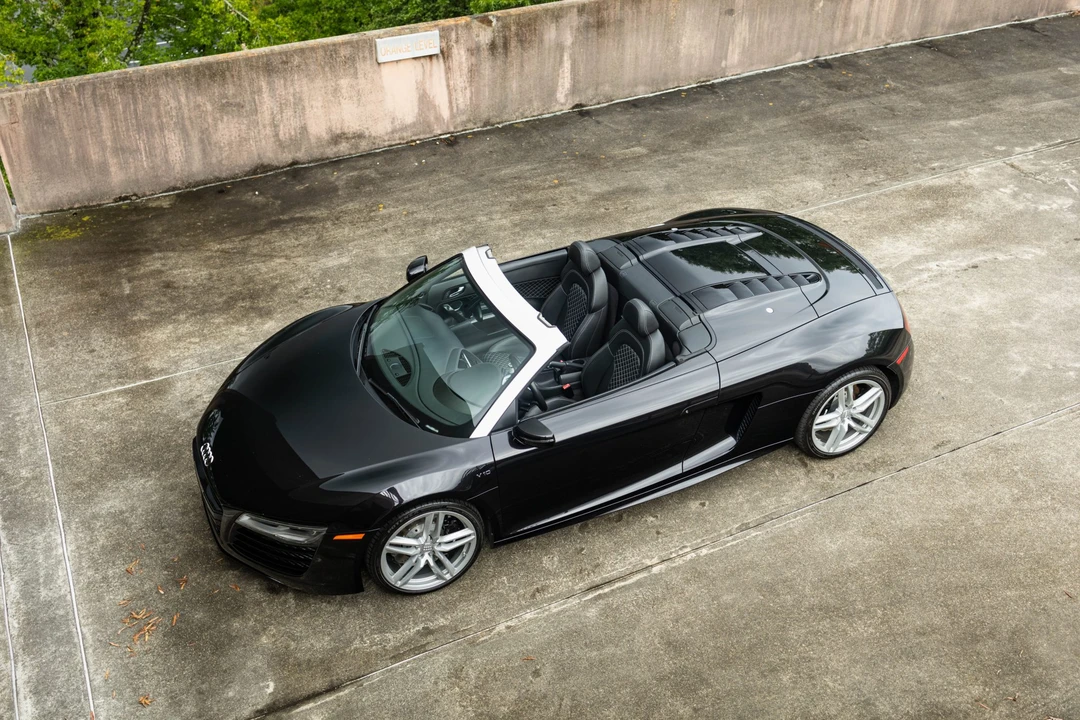 2014 Audi 42 R8 - Image 14 of 31