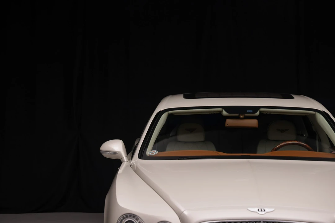 2014 Bentley Continental Flying Spur - Image 16 of 31