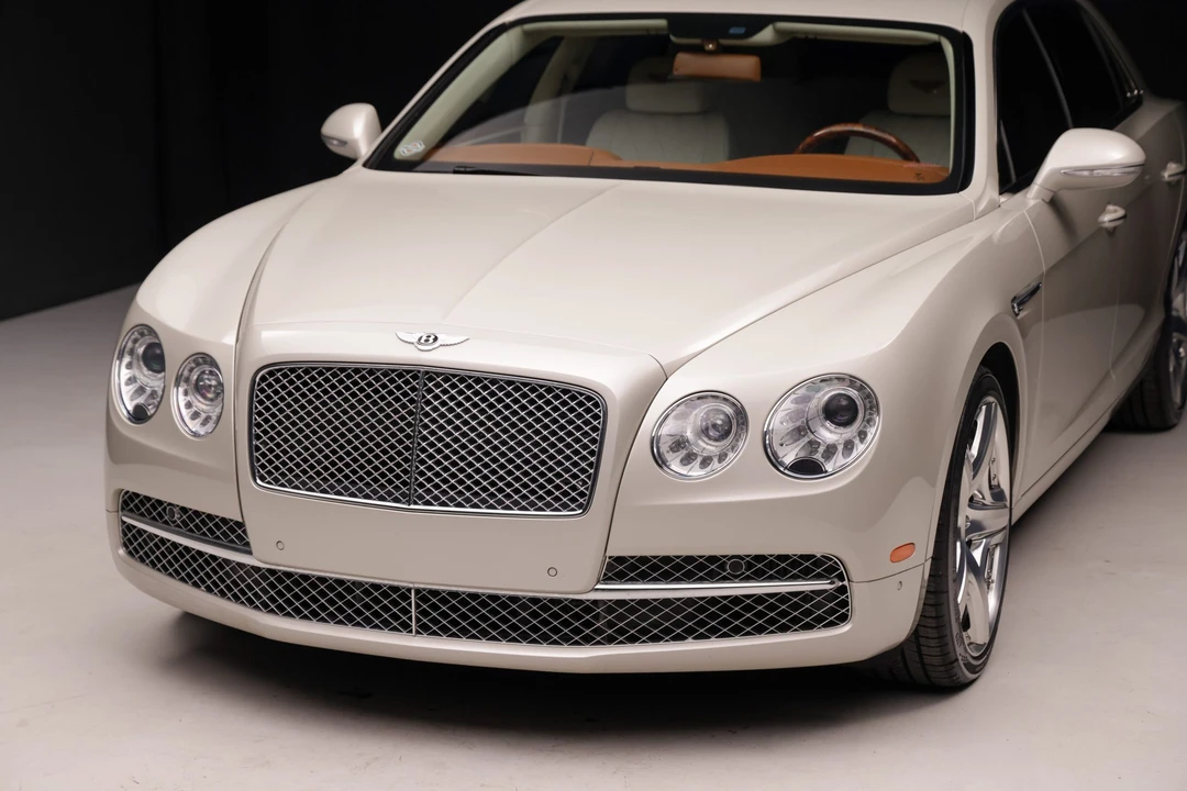 2014 Bentley Continental Flying Spur - Image 24 of 31