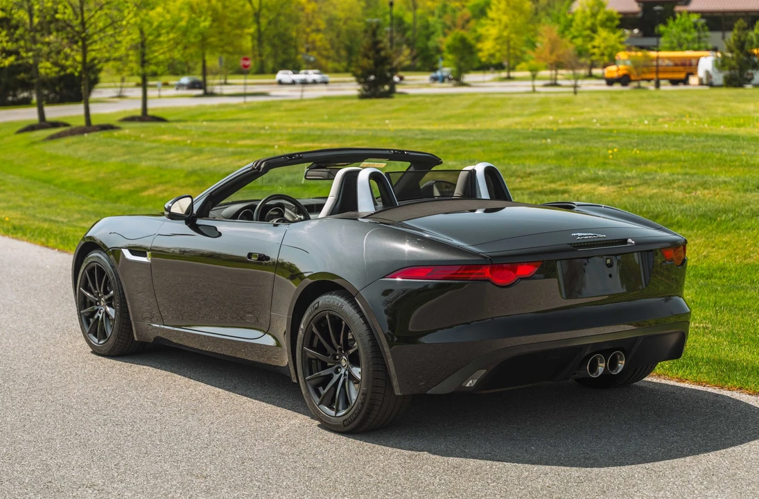 2014 Jaguar F-Type 1st Gen - Image 28 of 31