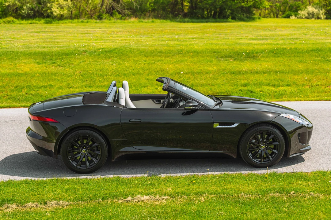 2014 Jaguar F-Type 1st Gen - Image 18 of 31