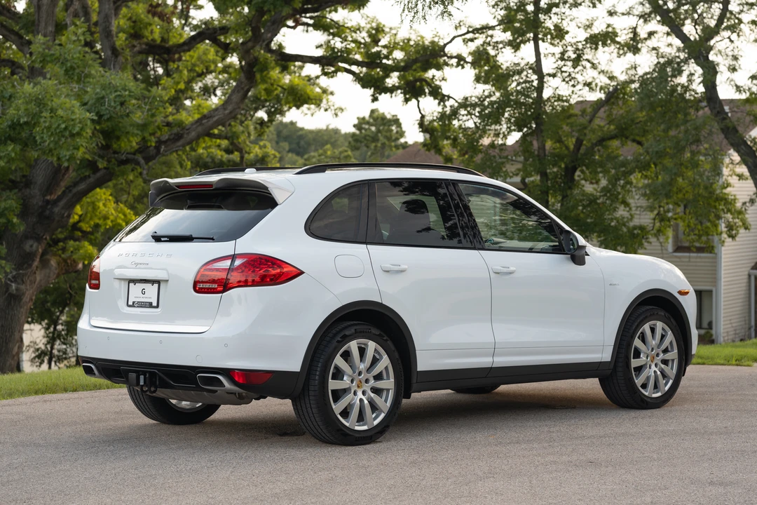 2014 Porsche 958 Cayenne Diesel - Image 14 of 31