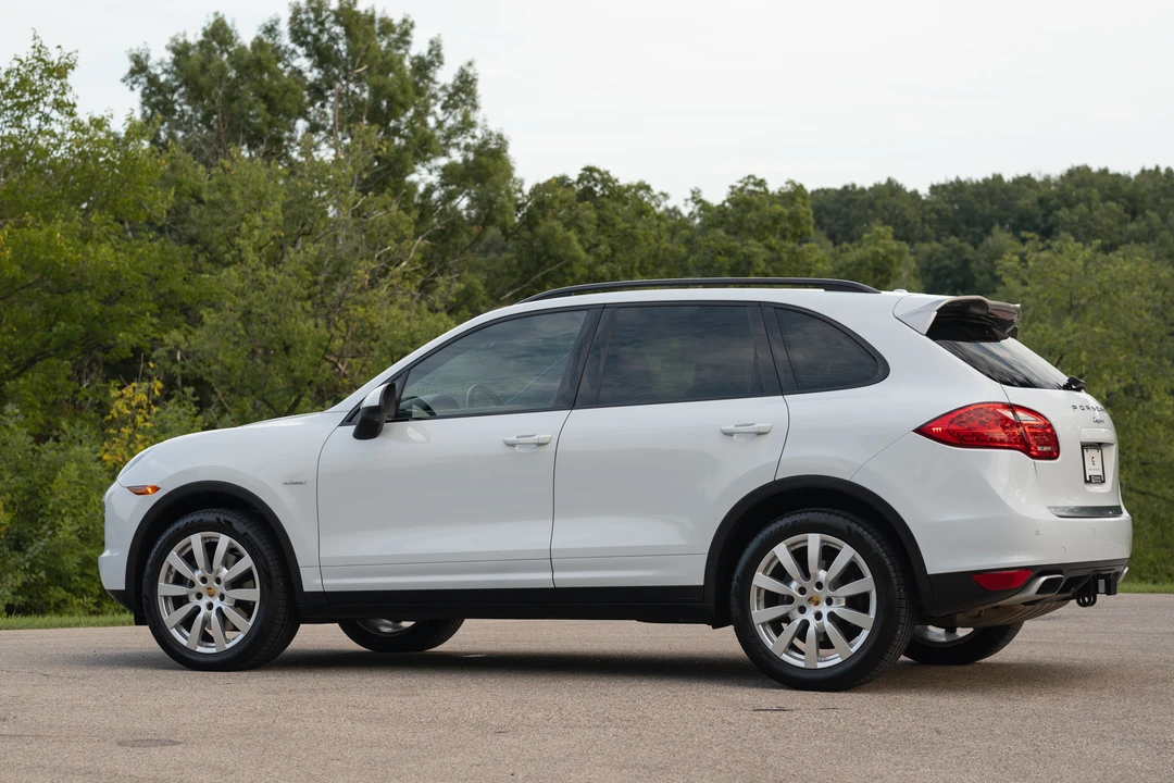 2014 Porsche 958 Cayenne Diesel - Image 8 of 31