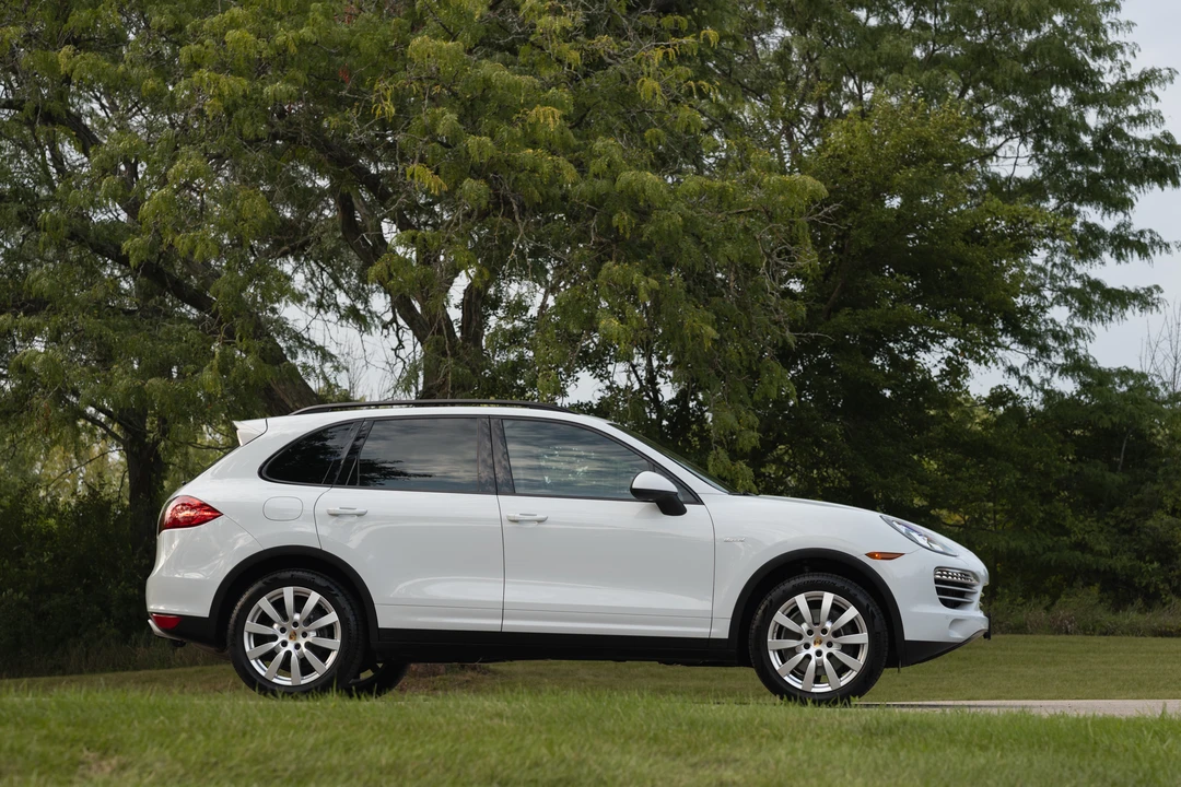 2014 Porsche 958 Cayenne Diesel - Image 17 of 31