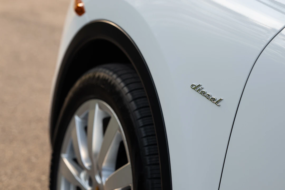 2014 Porsche 958 Cayenne Diesel - Image 30 of 31