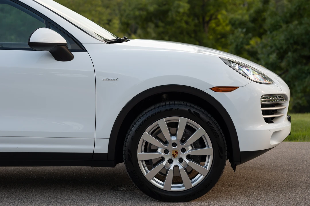 2014 Porsche 958 Cayenne Diesel - Image 27 of 31