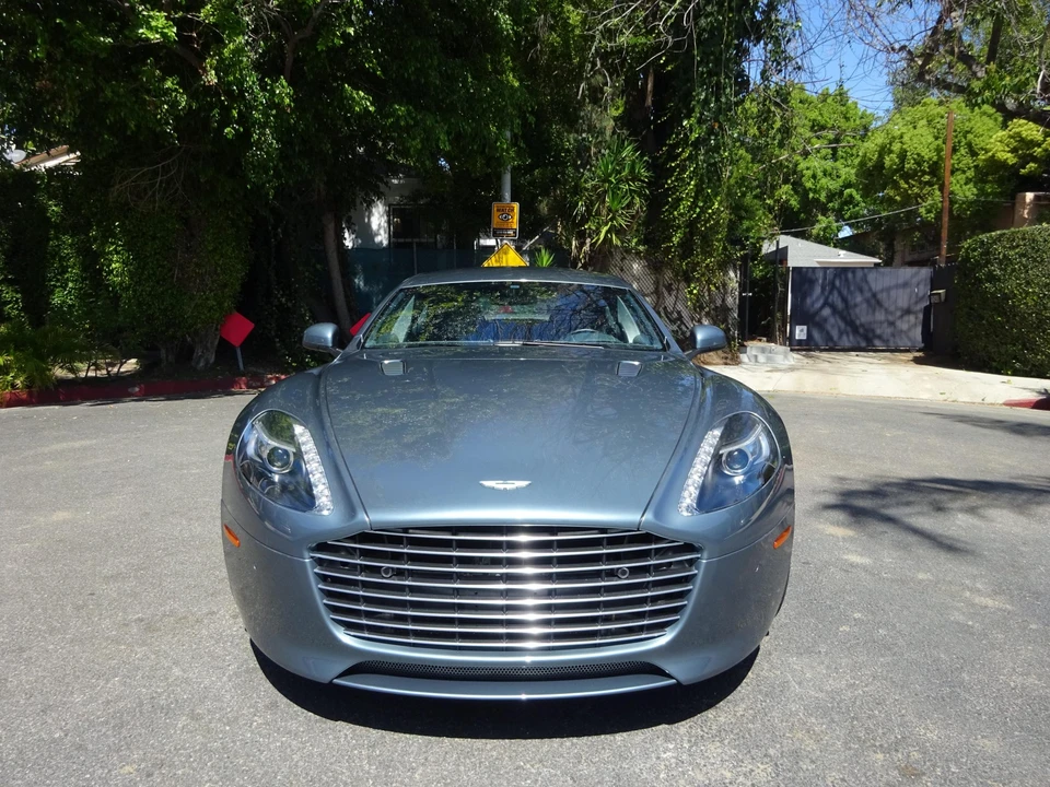 2015 Aston Martin Rapide - Image 2 of 31