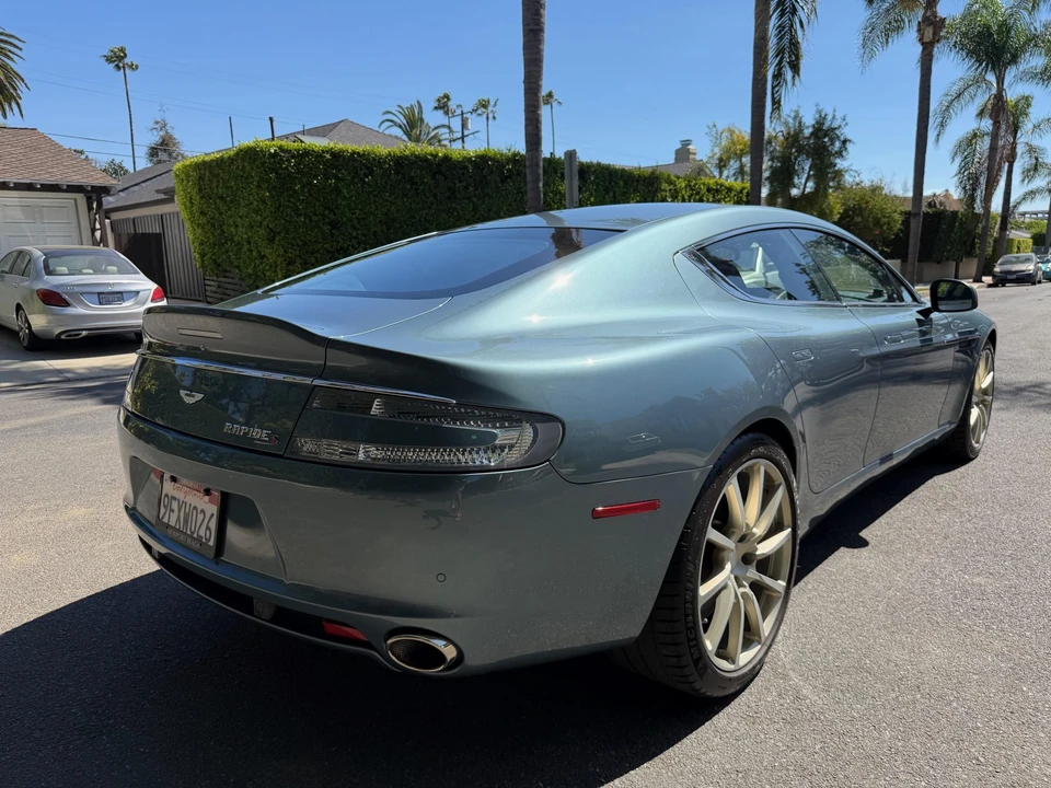 2015 Aston Martin Rapide - Image 26 of 31