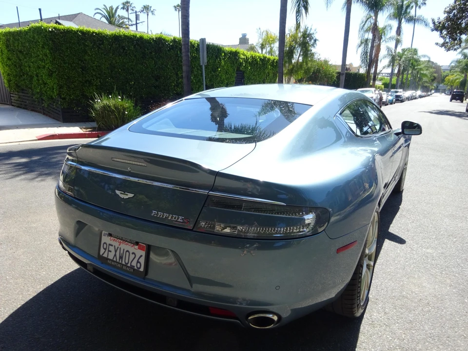2015 Aston Martin Rapide - Image 25 of 31