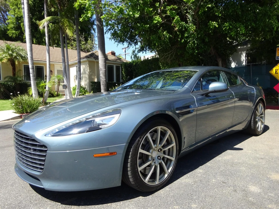 2015 Aston Martin Rapide - Image 9 of 31
