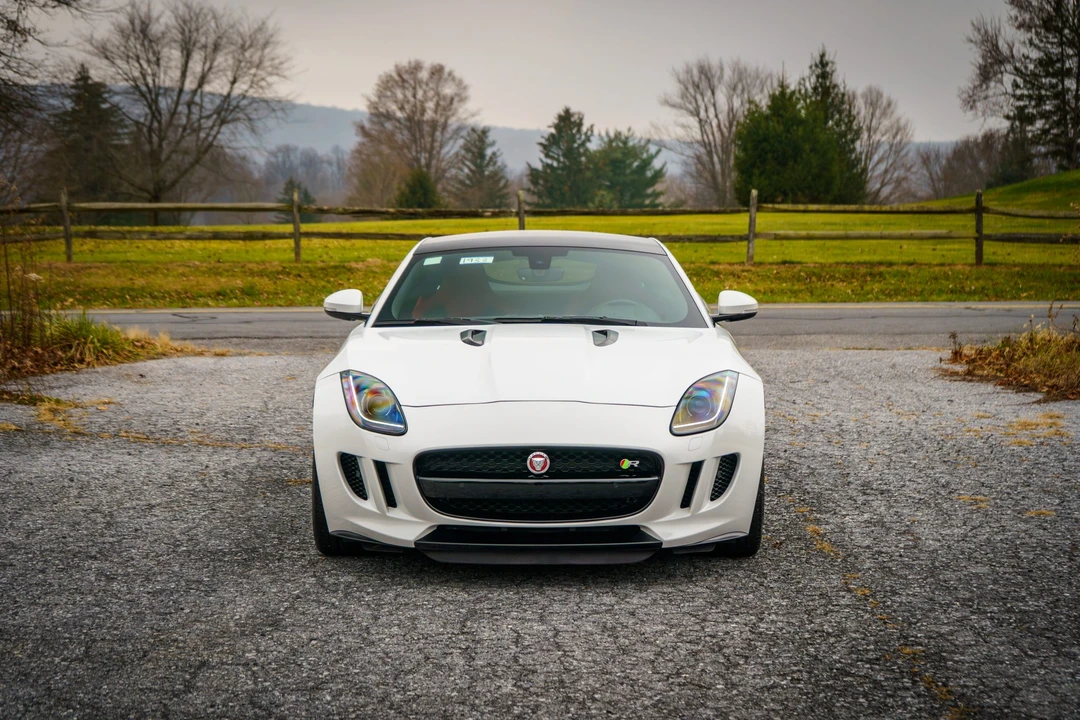 2015 Jaguar F-Type R 1st Gen - Image 9 of 31
