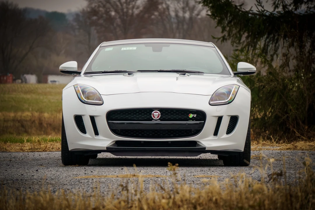 2015 Jaguar F-Type R 1st Gen - Image 10 of 31