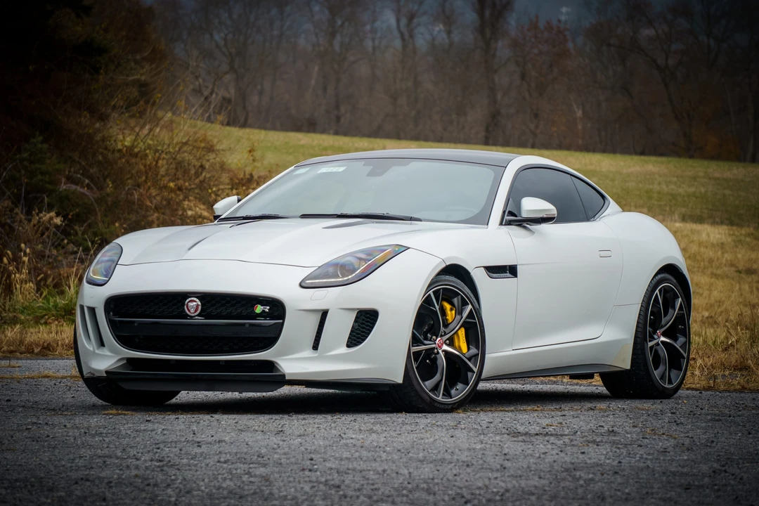 2015 Jaguar F-Type R 1st Gen - Image 2 of 31