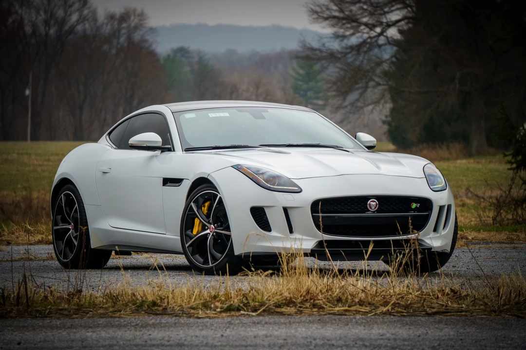 2015 Jaguar F-Type R 1st Gen - Image 14 of 31