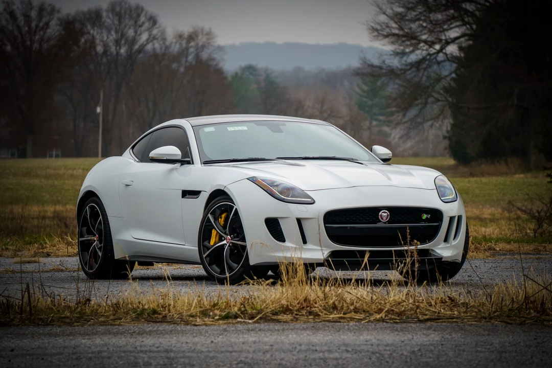 2015 Jaguar F-Type R 1st Gen - Image 15 of 31