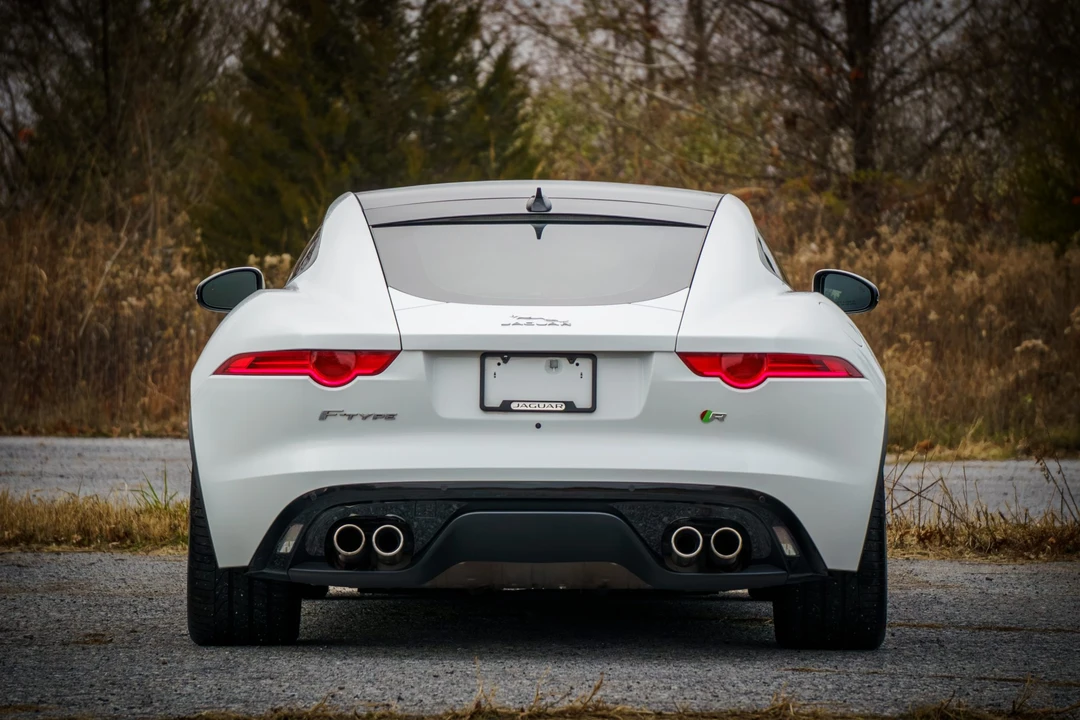 2015 Jaguar F-Type R 1st Gen - Image 29 of 31