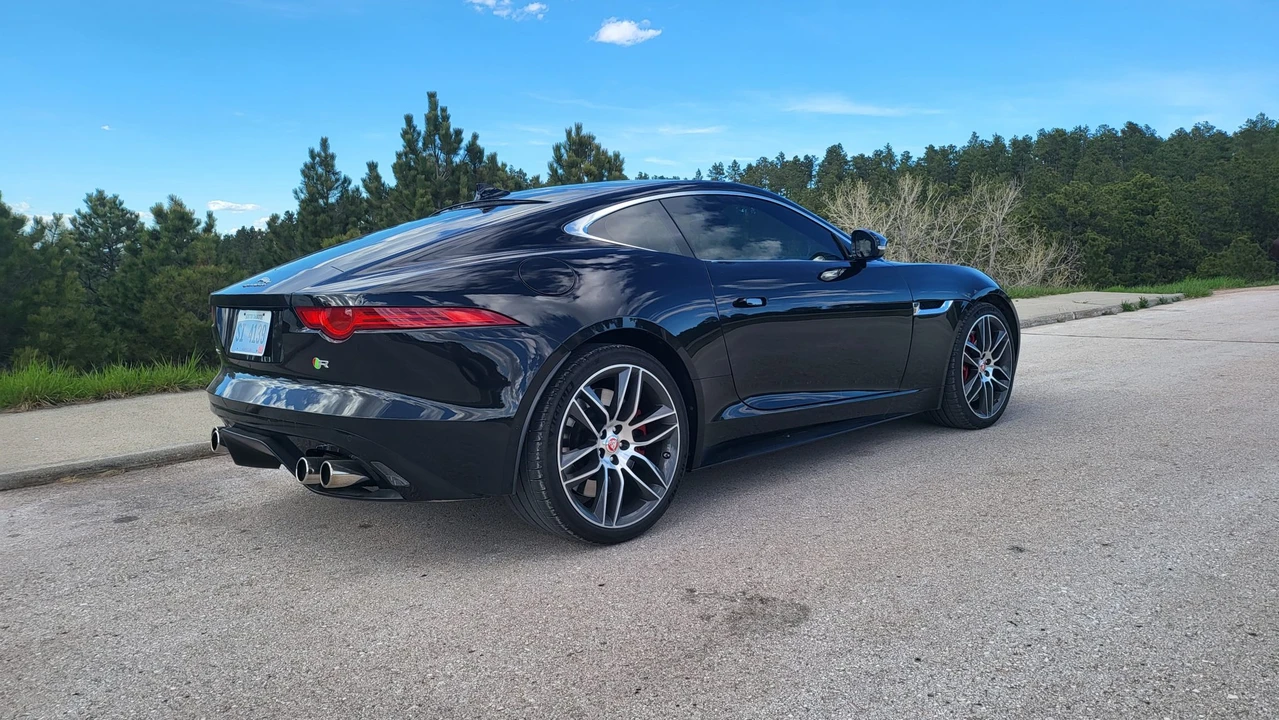 2015 Jaguar F-Type R 1st Gen - Image 7 of 31