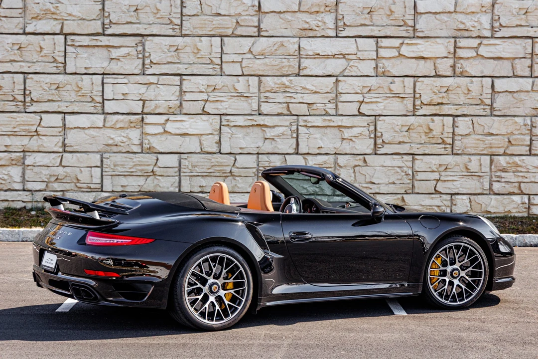 2015 Porsche 991 Turbo - Image 11 of 31