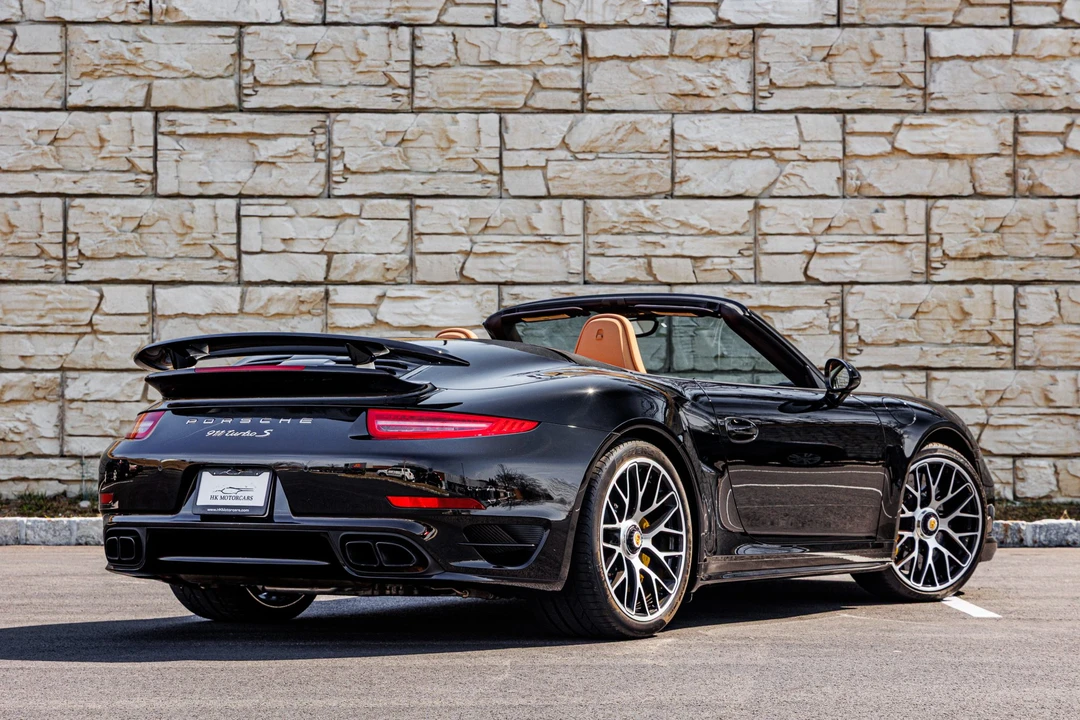 2015 Porsche 991 Turbo - Image 13 of 31