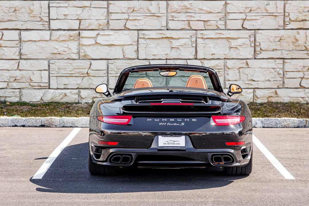 2015 Porsche 991 Turbo - Image 14 of 31