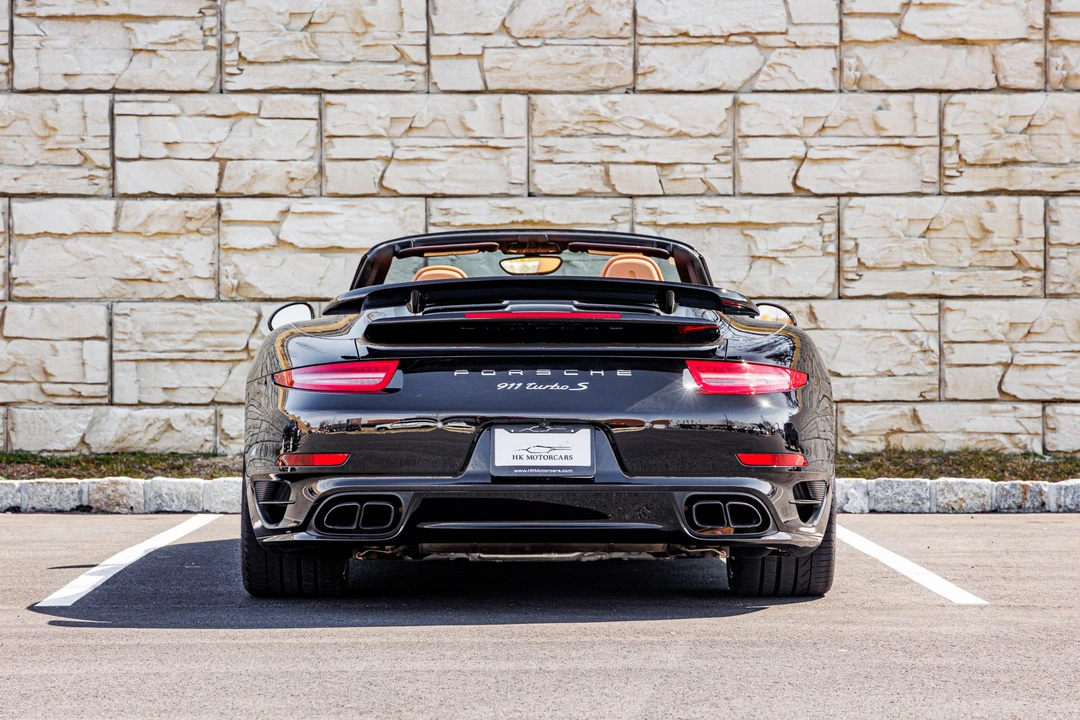 2015 Porsche 991 Turbo - Image 15 of 31