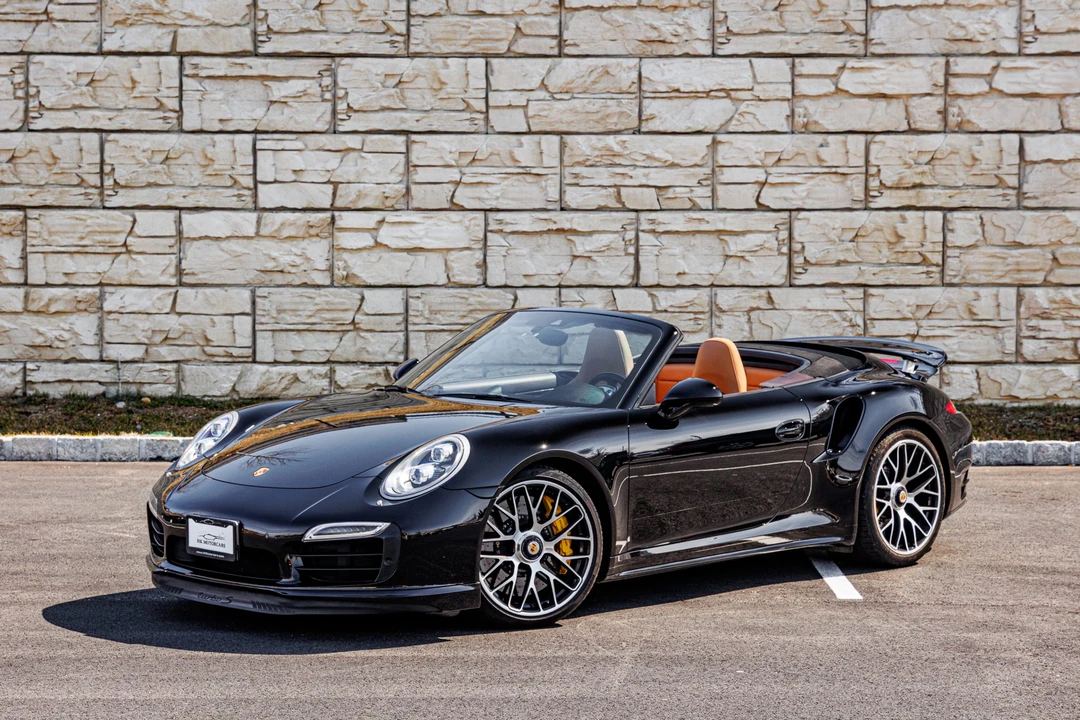 2015 Porsche 991 Turbo - Image 2 of 31