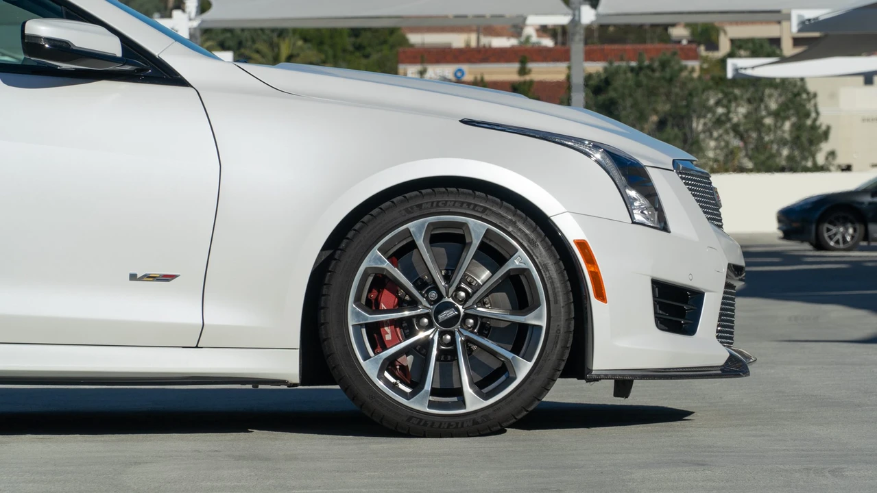 2016 Cadillac ATS-V - Image 26 of 31