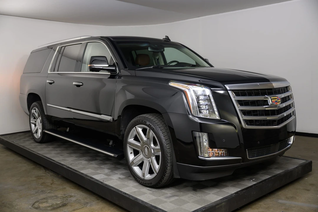 2016 Cadillac Escalade 4th Gen - Image 4 of 31