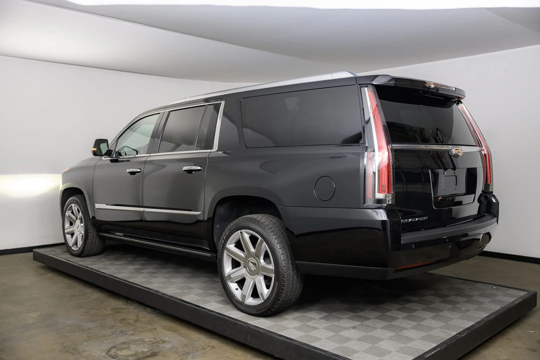 2016 Cadillac Escalade 4th Gen - Image 15 of 31
