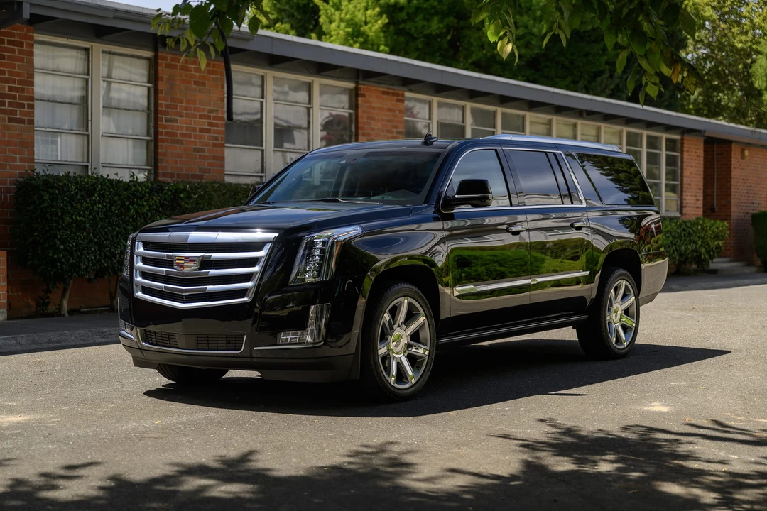 2016 Cadillac Escalade 4th Gen - Image 26 of 31