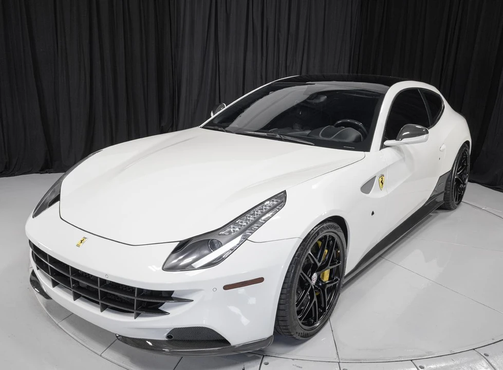 2016 Ferrari FF - Image 4 of 31