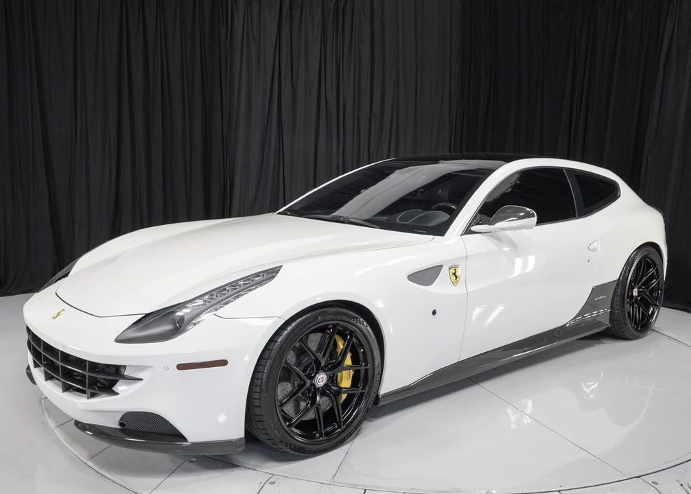 2016 Ferrari FF - Image 2 of 31