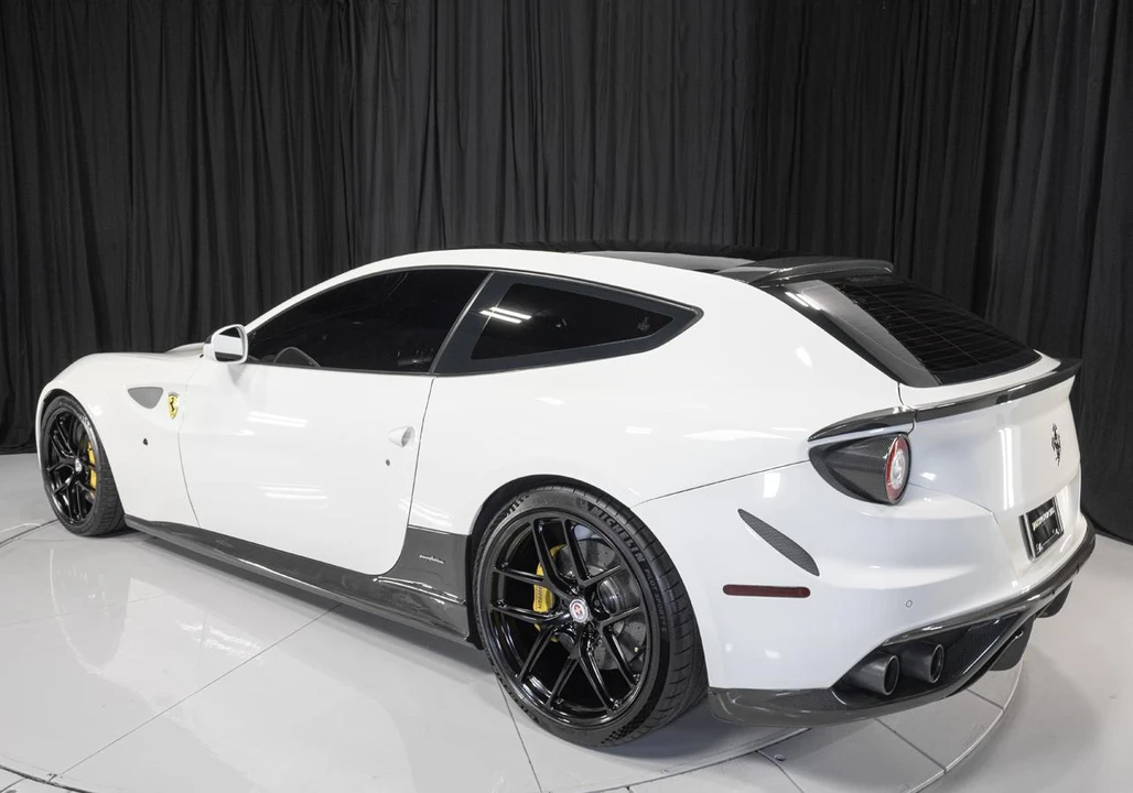 2016 Ferrari FF - Image 31 of 31