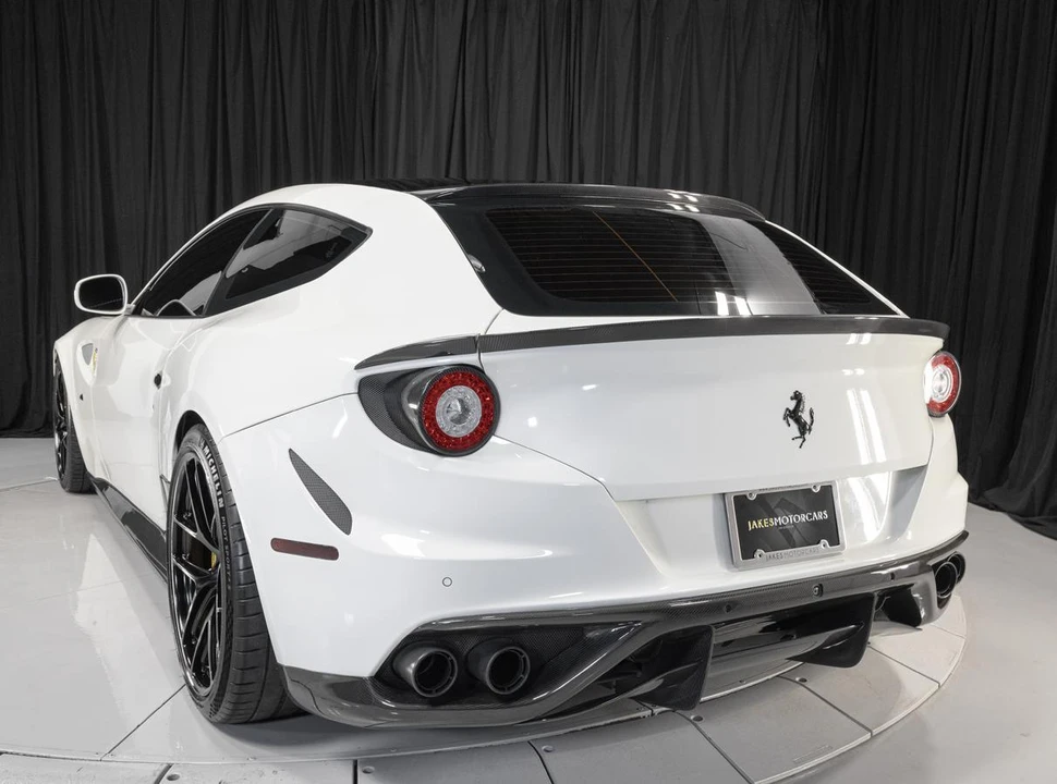 2016 Ferrari FF - Image 29 of 31