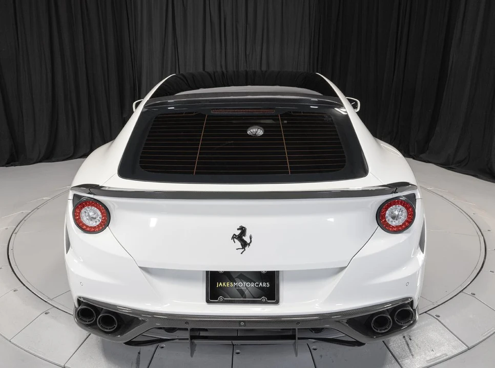 2016 Ferrari FF - Image 25 of 31