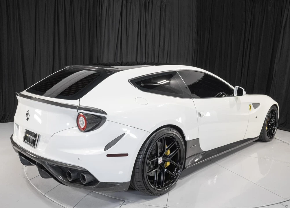 2016 Ferrari FF - Image 24 of 31