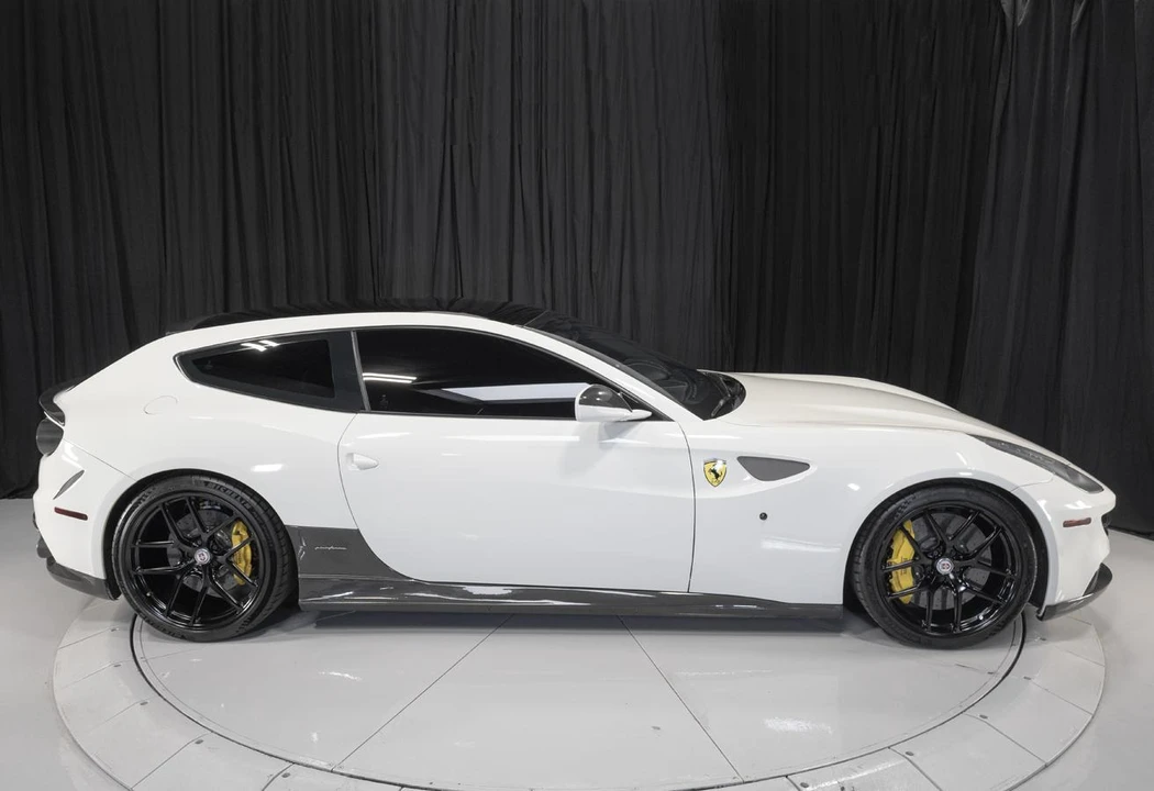 2016 Ferrari FF - Image 17 of 31