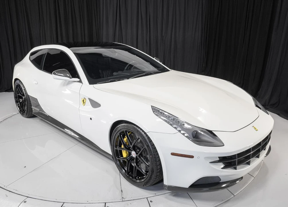2016 Ferrari FF - Image 15 of 31