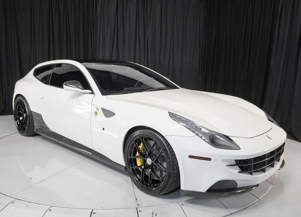 2016 Ferrari FF - Image 14 of 31