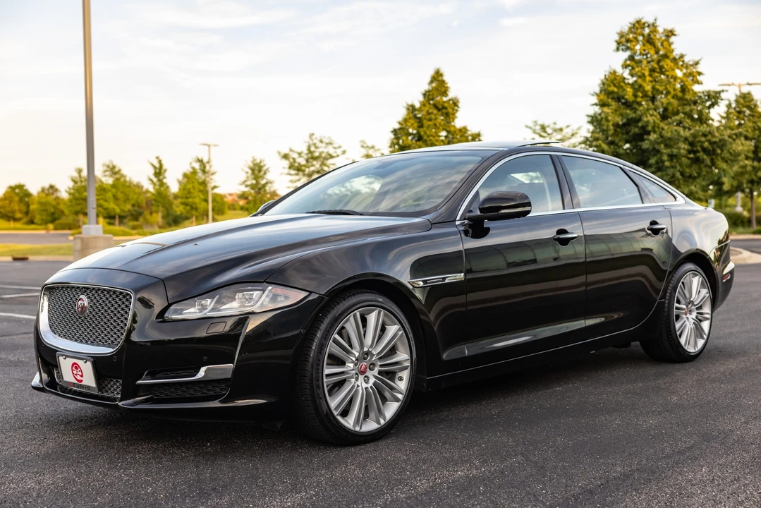 2016 Jaguar X351 XJR - Image 5 of 31