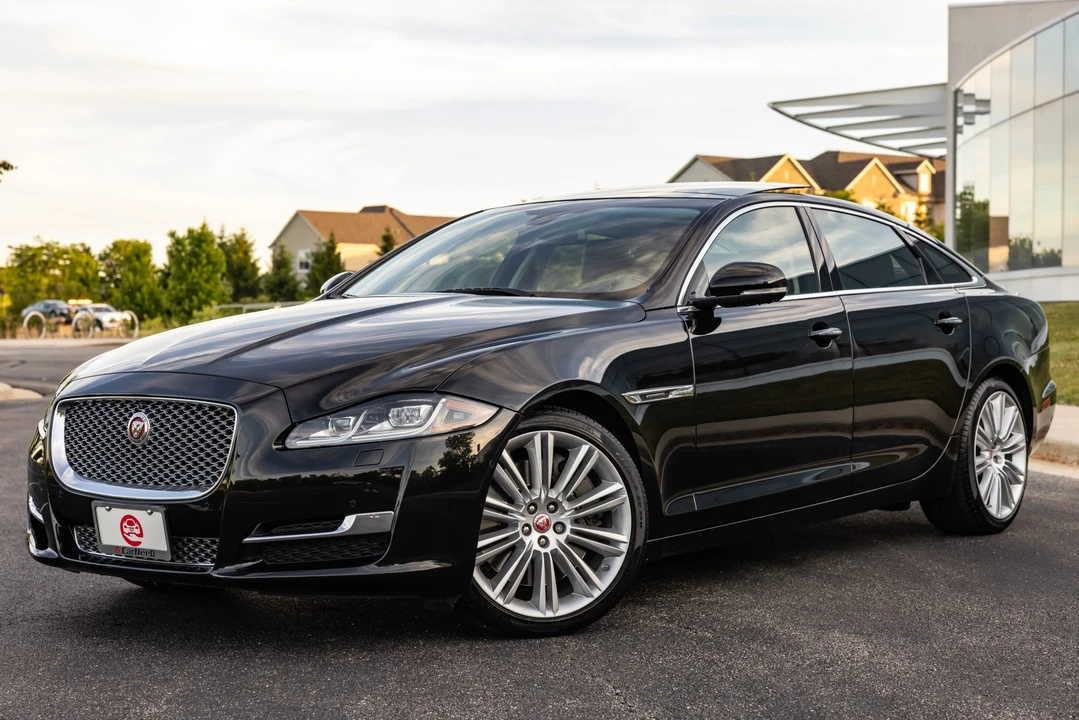 2016 Jaguar X351 XJR - Image 4 of 31