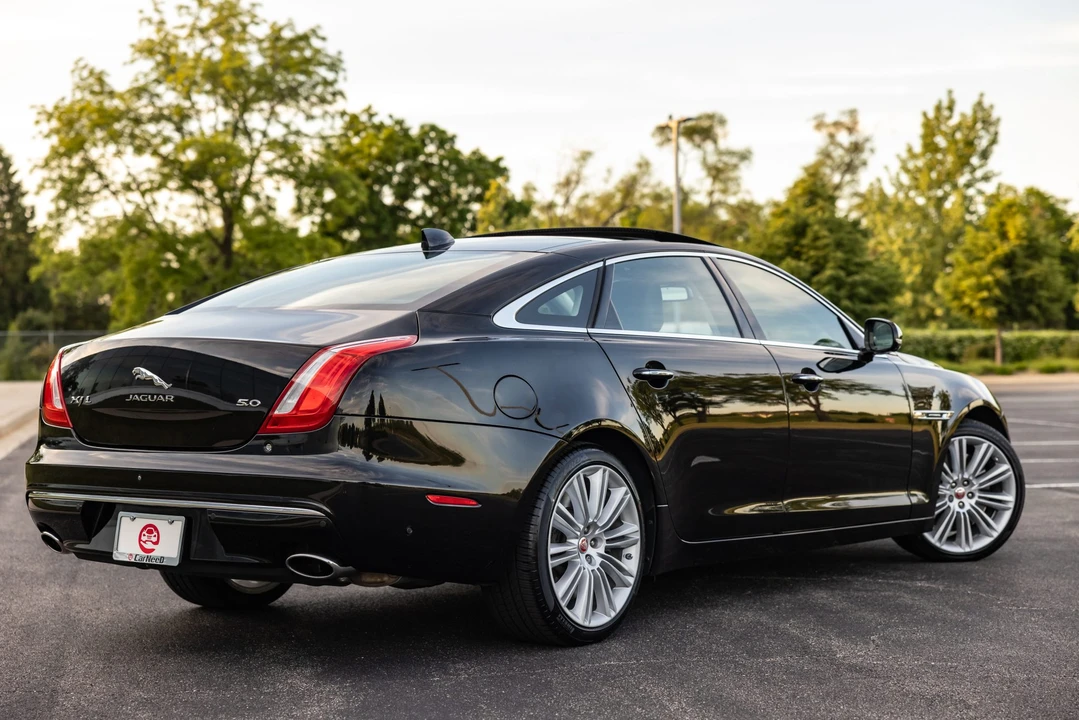 2016 Jaguar X351 XJR - Image 20 of 31