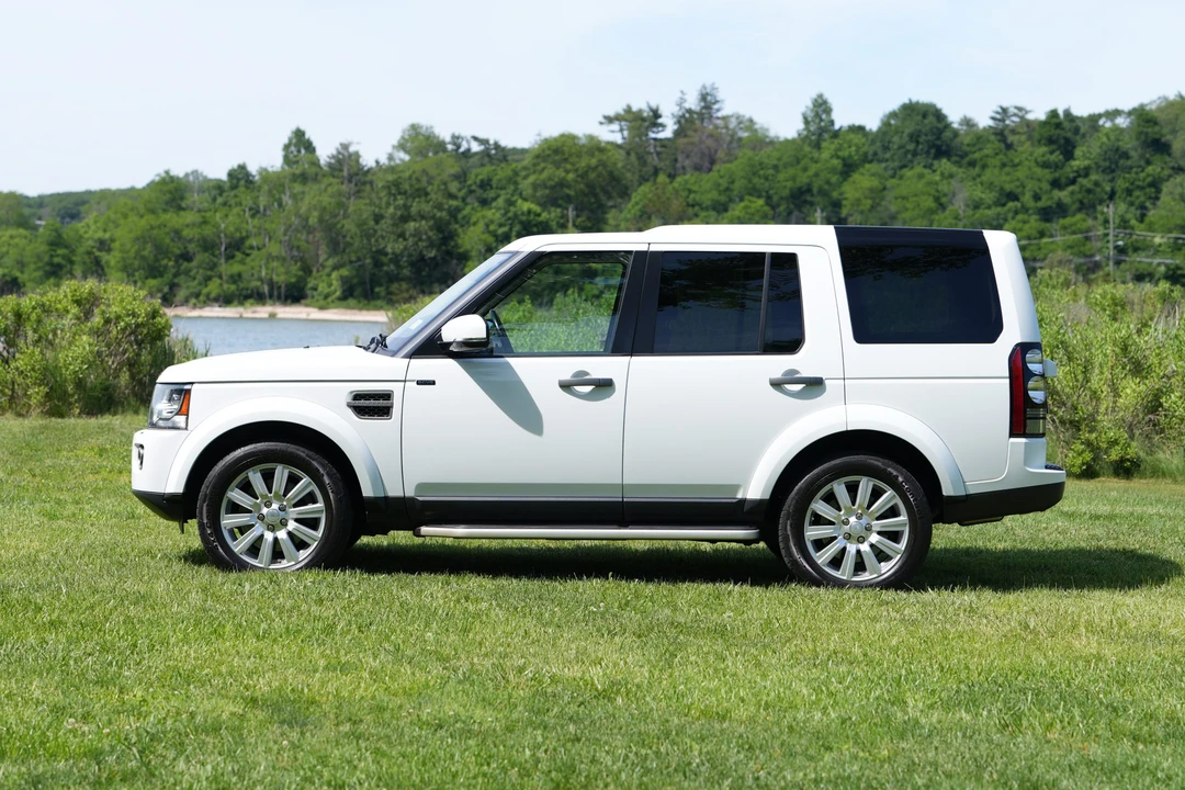 2016 Land Rover Discovery 4th Gen - Image 9 of 31