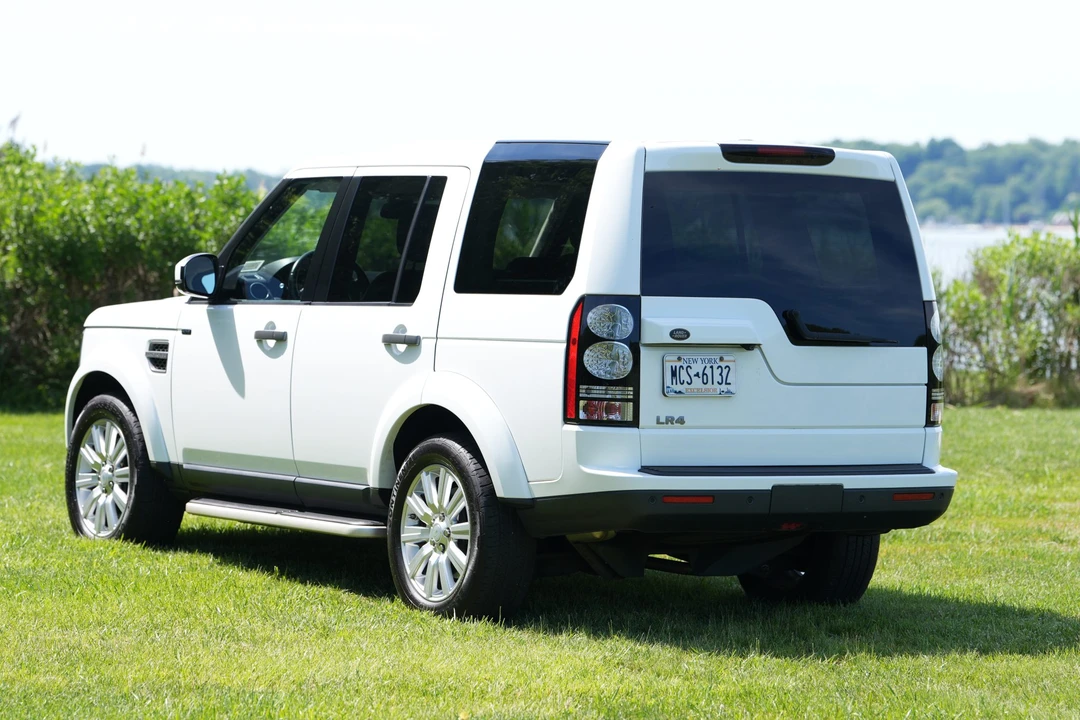 2016 Land Rover Discovery 4th Gen - Image 11 of 31